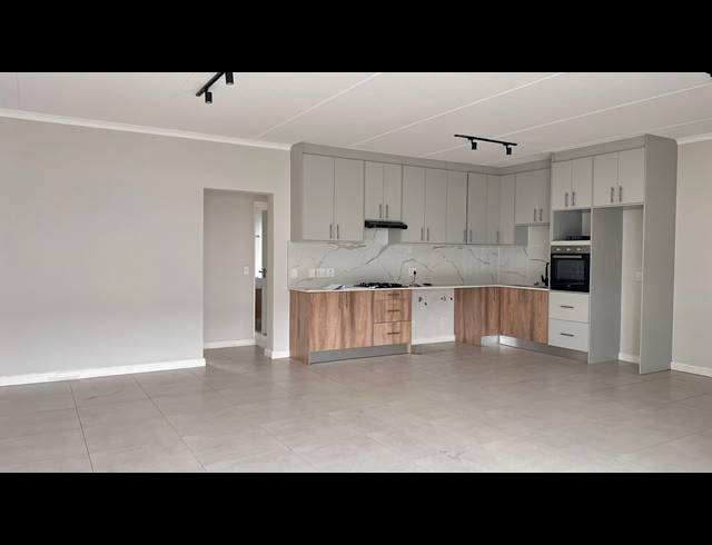 3 BEDROOM APARTMENT TO LET IN SANDOWN